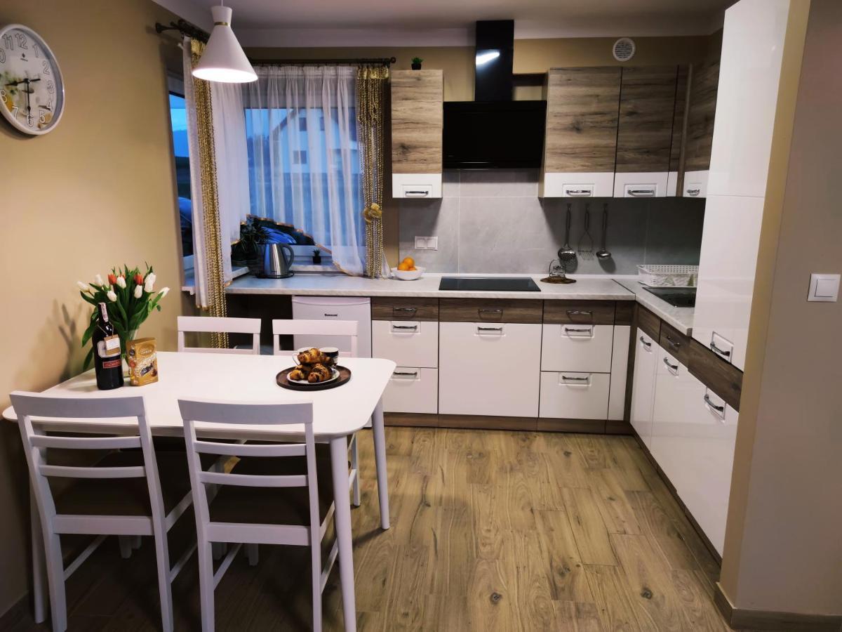 Domek Letniskowy Elizjum Myczkow Luaran gambar